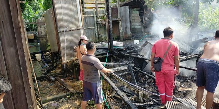 Diduga Lupa Matikan Obat Nyamuk Rumah Dan Gedung Walet Nyaris Ludes