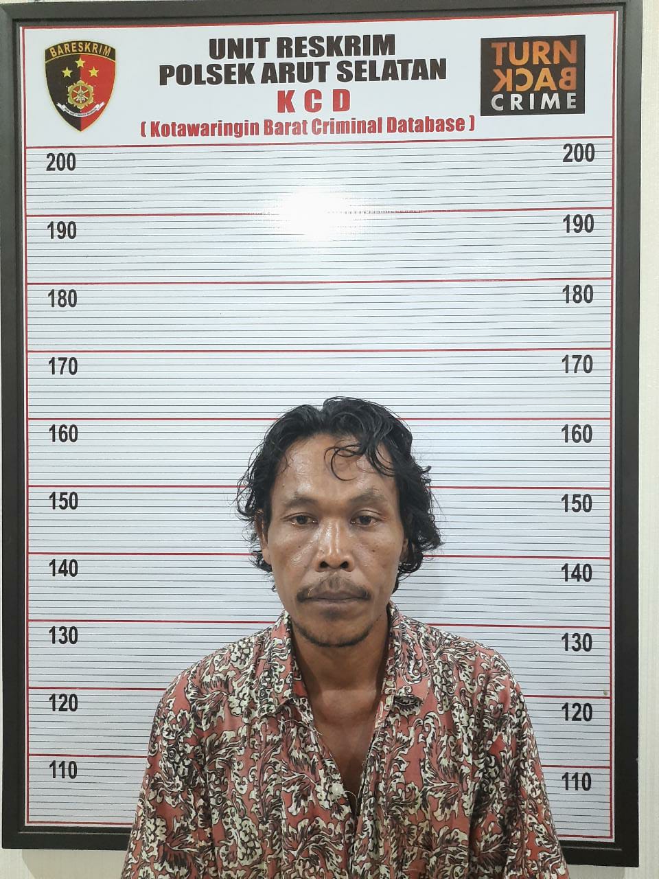 Maling Ribuan Celana Dalam