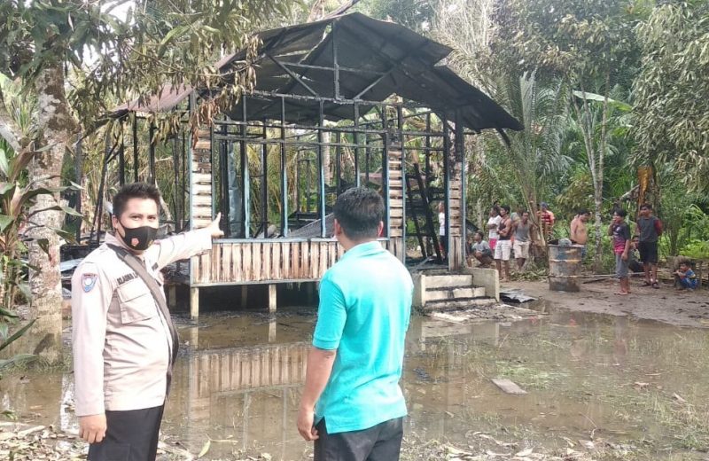 Rumah Warga Terbakar