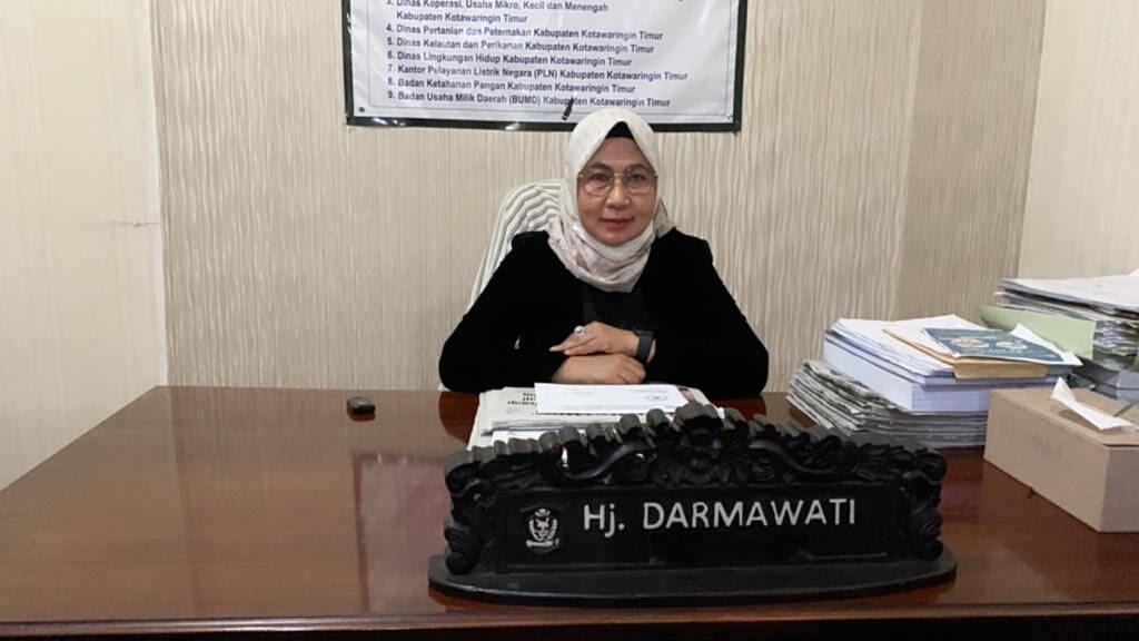 Ketua Komisi II DPRD Kabupaten Kotim Hj.Darmawati