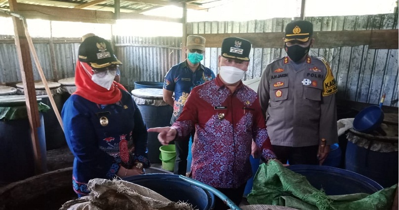 Pabrik Miras Arak Ilegal