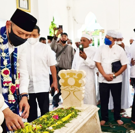 Ketua Umum Demokrat Agus Harimurti Yudhoyono saat safari Ramadan