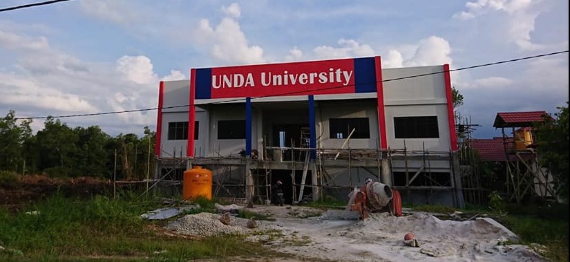 PENDIDIKAN : UNDA University berada di Kota Kasongan, Kabupaten Katingan.