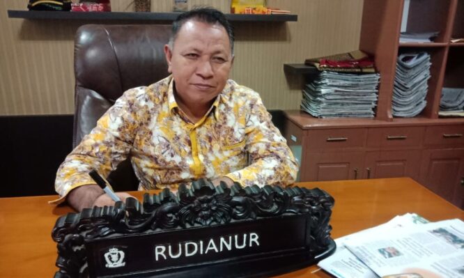 Wakil Ketua DPRD Kabupaten Kotawaringin Timur (Kotim) H.Rudianur