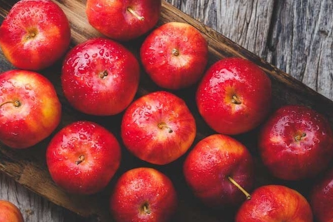 Mengendalikan Gula Darah DENGAN APEL