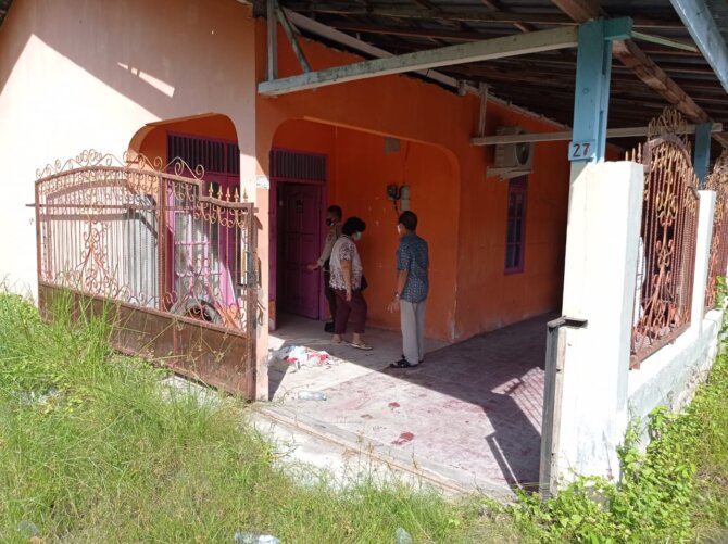 Warga Temanggung Raya