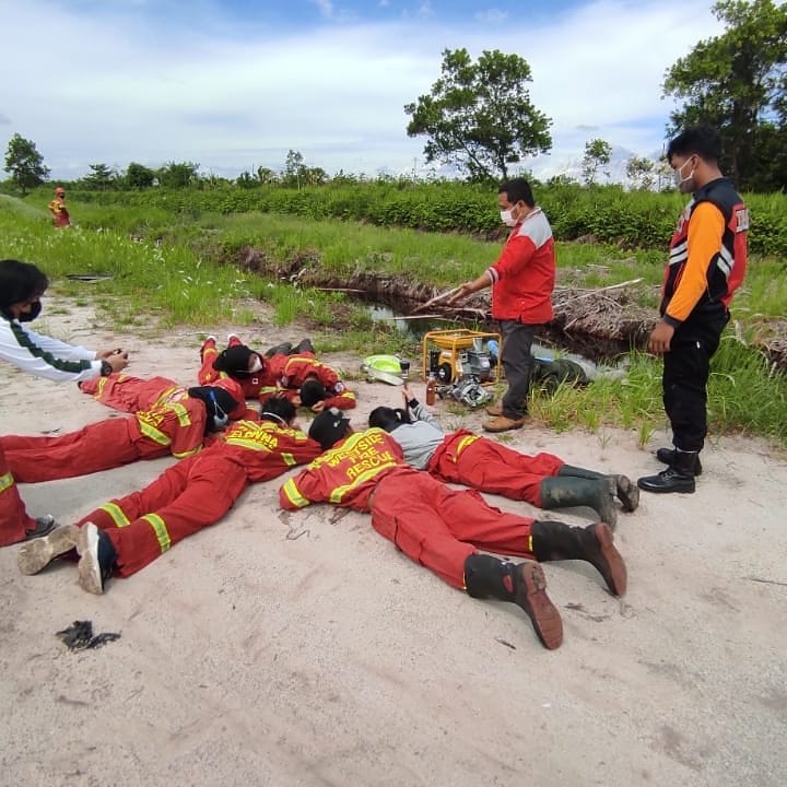 maka TSAK Bukit Tunggal turun langsung melakukan pemadaman