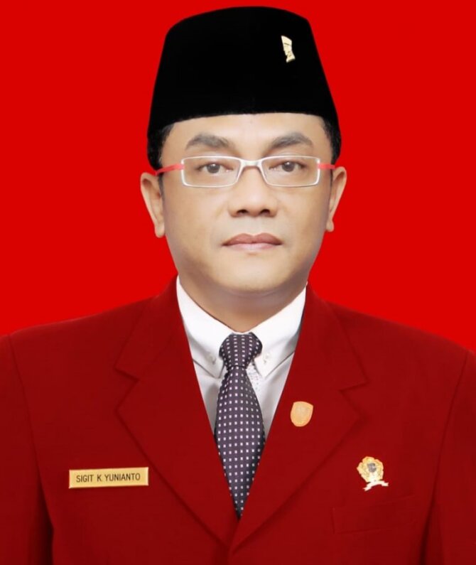 Pemangku Kebijakan