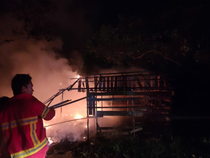 Bangunan Tak Bertuan