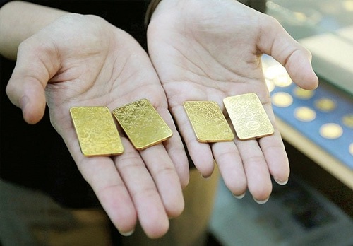 Emas sudah meninggalkan harga tertinggi sekitar USD 2.000 per troy ounce