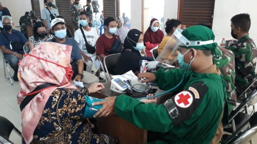 Kota Palangka Raya di nilai cukup tinggi dalam mengikuti pelaksanaan vaksinasi.