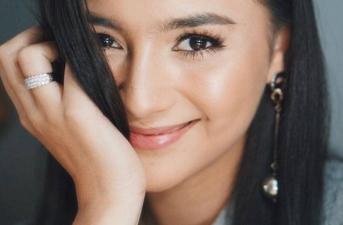 kulit cantik bercahaya dan sehat merupakan impian bagi banyak wanita