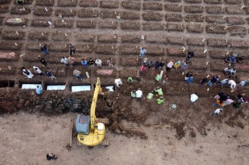 Media Asing Soroti Darurat Covid-19 di Indonesia