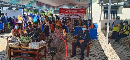 RAKOR: Wabup Kapuas HM Nafiah Ibnor memimpin langsung Rakor terkait penerapan PPKM level 4 di Kabupaten Kapuas di Aula Bappeda Kapuas, Kamis (5/8/2021)./HUMAS