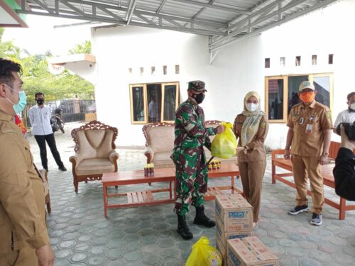 Dandim 1016/Plk Kolonel Inf Rofiq Yusuf bersama unsur Forkopimda Kota Palangka Raya
