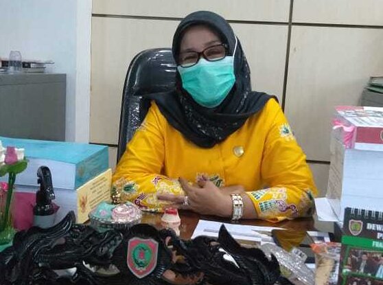 Wakil Ketua Komisi III DPRD Kalteng – Hj Siti Nafsiah.