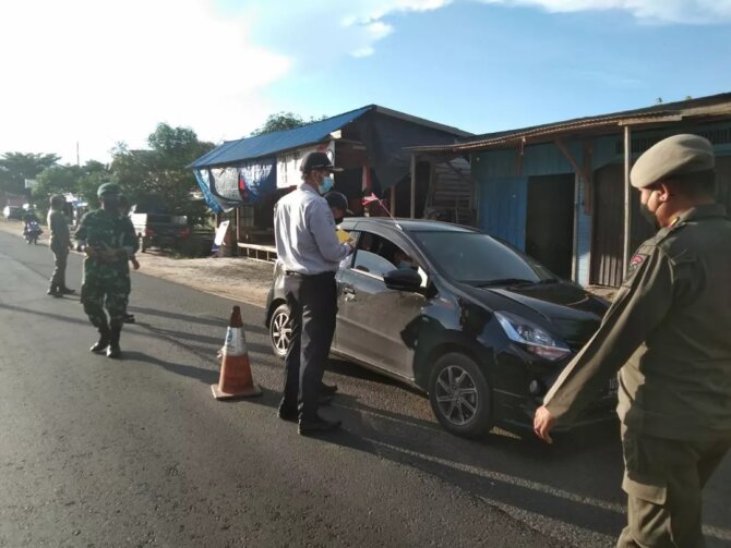 742 Kendaraan Diputar