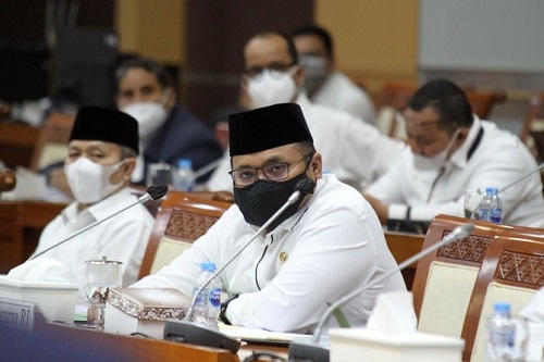Menteri Agama (Menag) Yaqut Cholil Qoumas menyambut baik program vaksinasi di pesantren