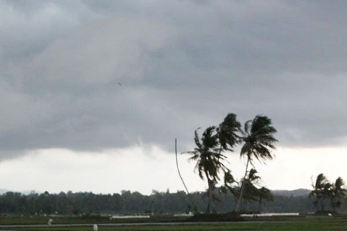 potensi curah hujan tinggi hingga cuaca ekstrem pada dua dasarian ke depan.