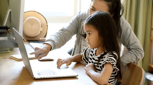 Wacana sekolah tatap muka sepertinya masih harus tertunda karena kasus Covid-19 yang masih tinggi