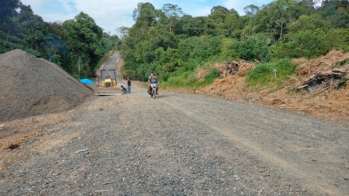 Investor Berkewajiban Ikut Pelihara Jalan Kabupaten