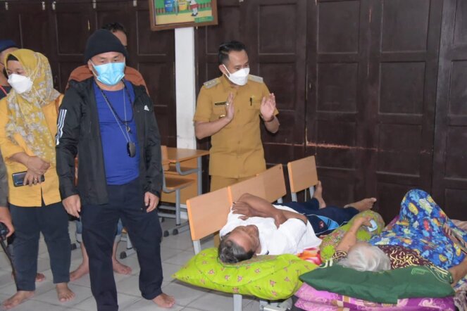 Fairid Naparin Blusukan