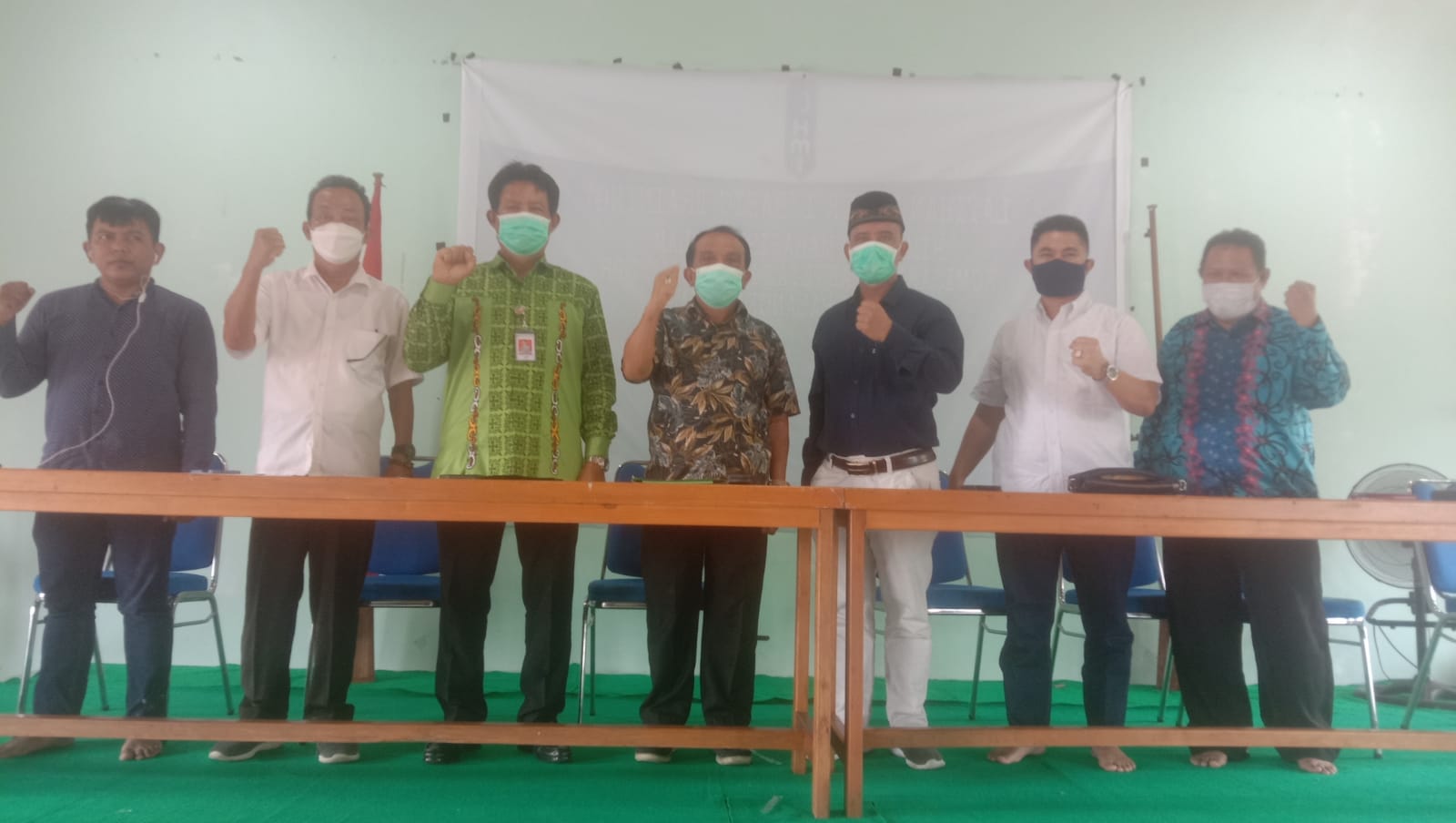 JUMPA PERS : Jajaran pengurus KAHMI Kalteng menyampaikan katerangan terkait kesiapan pelantikan yang akan dilaksanakan, Selasa, 7 Desember 2021. YUDA / KALTENG.CO