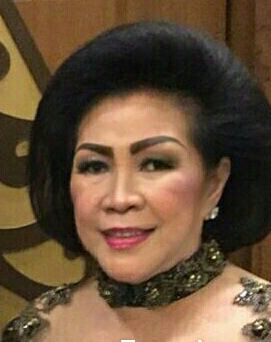 SALAH SATU TOKOH PEREMPUAN KALTENG TUTY DAU