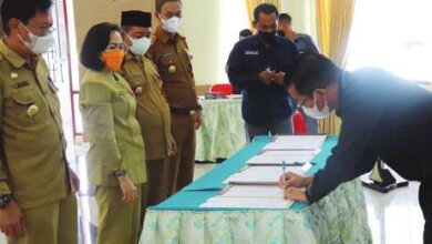 Membuat Komitmen