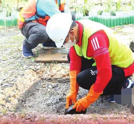 PELETAKAN BATU PERTAMA