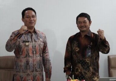 Bupati Lamandau Kunjungi PT PLN (Persero) UIW Kalselteng