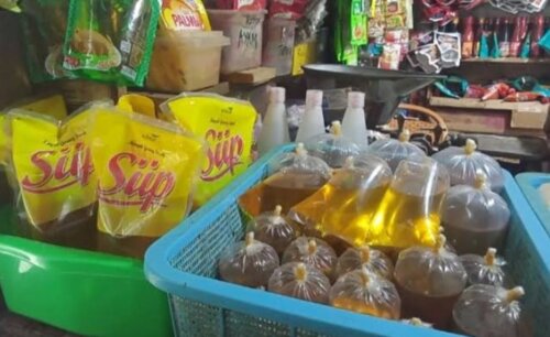 Minyak Goreng di Puruk Cahu Terbatas