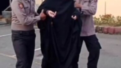 Aksi Nekad Perempuan Tabrak Pintu SPKT Polres Siantar