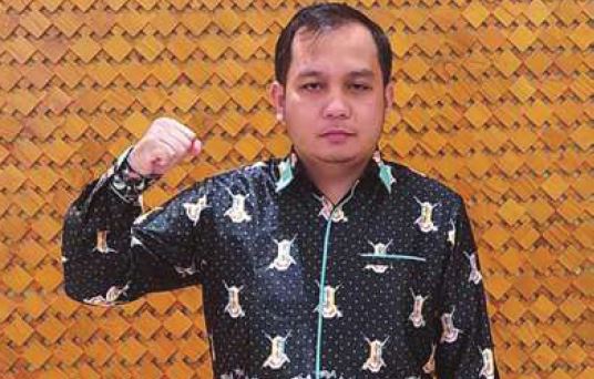 MENYETUJUI: Juru Bicara Fraksi NasDem-Hanura di DPRD Gunung Mas, Evandi mengapresiasi dan mendukung dua raperda yang diajukan Pemerintah Kabupaten Gunung Mas, beberapa waktu lalu.