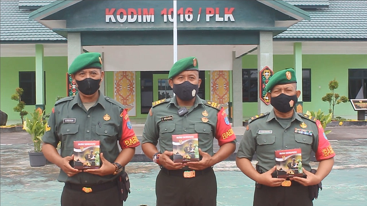 SEHAT : Jajaran Kodim 1016/Plk menerima pembagian Susu Serdadu yang di distribusikan langsung oleh KASAD Jenderal TNI Dudung Abdurachman SE, MM, Kamis (12/5/2022). KODIM 1016/PLK UNTUK KALTENG.CO