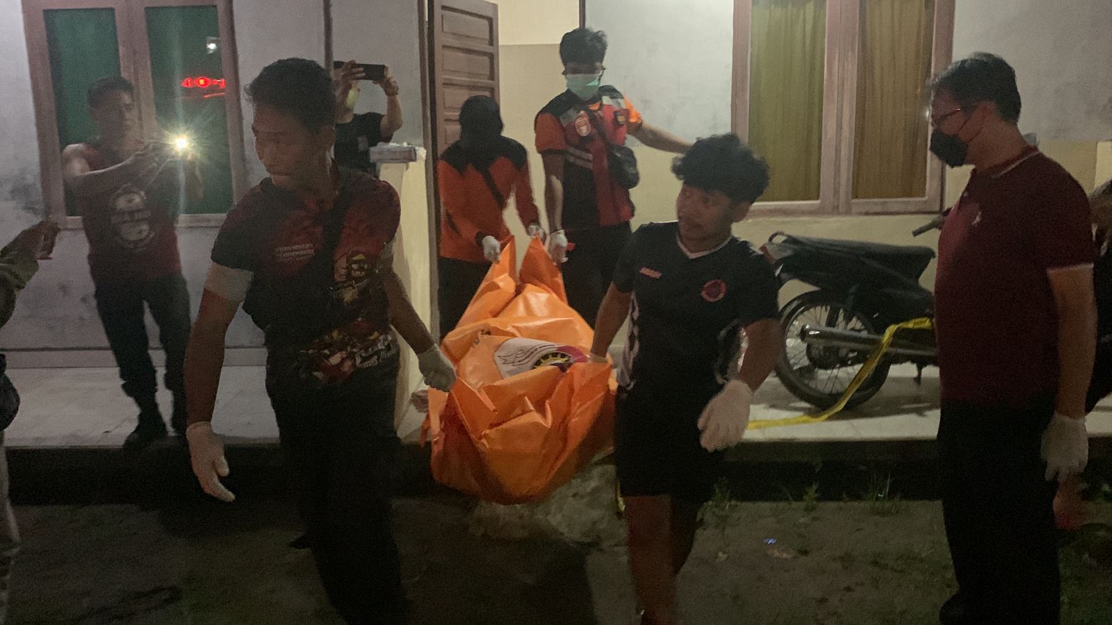 Dikira Bangkai Tikus Ternyata Bau Busuk Dari Jasad Buruh Bangunan Selalu Update 3928