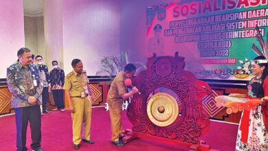 Wakil Bupati Mura Pukul Gong