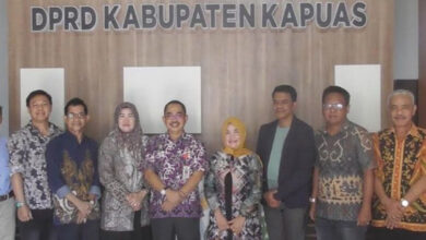 Sekwan menyambut kunjungan Wakil Ketua Komisi III DPRD Kabupaten Batola