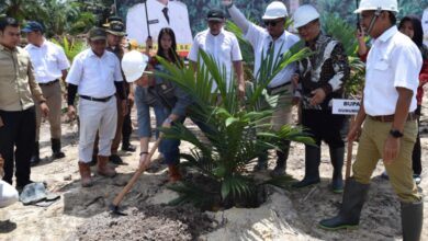Bupati Gunung Mas Jaya S Monong bersama Forkopimda dan managemen PT ATA