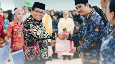 Pj Bupati Kapuas Erlin Hardi Hadiri Penyerahan SK PPPK dan Pengambilan Sumpah Janji Jabatan