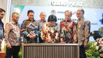 Wagub Edy Pratowo Hadiri Peresmian Pusat Informasi Gambut Tumbang Nusa