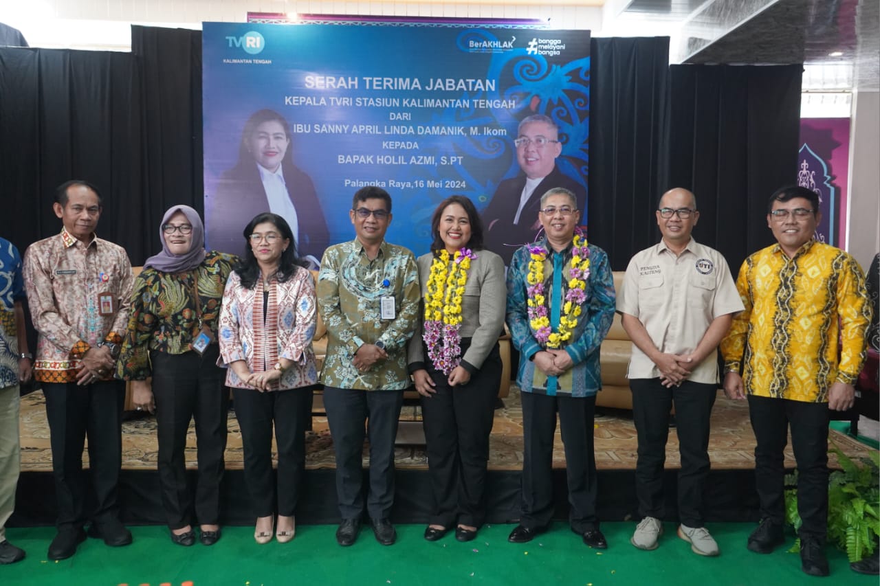 Kepala Diskominfosantik Agus Siswadi Hadiri Sertijab Kepala Stasiun TVRI Kalteng