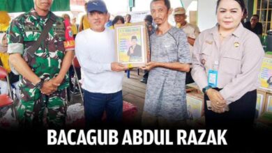 Bacagub Abdul Razak Menyalurkan Bantuan Kepada Korban Krbakaran