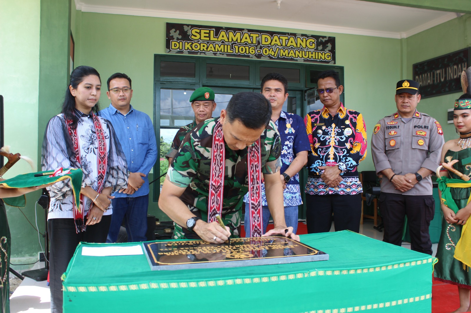 Dandim 1016/Palangka Raya Resmikan Kantor Baru Koramil 1016-04/Manuhing