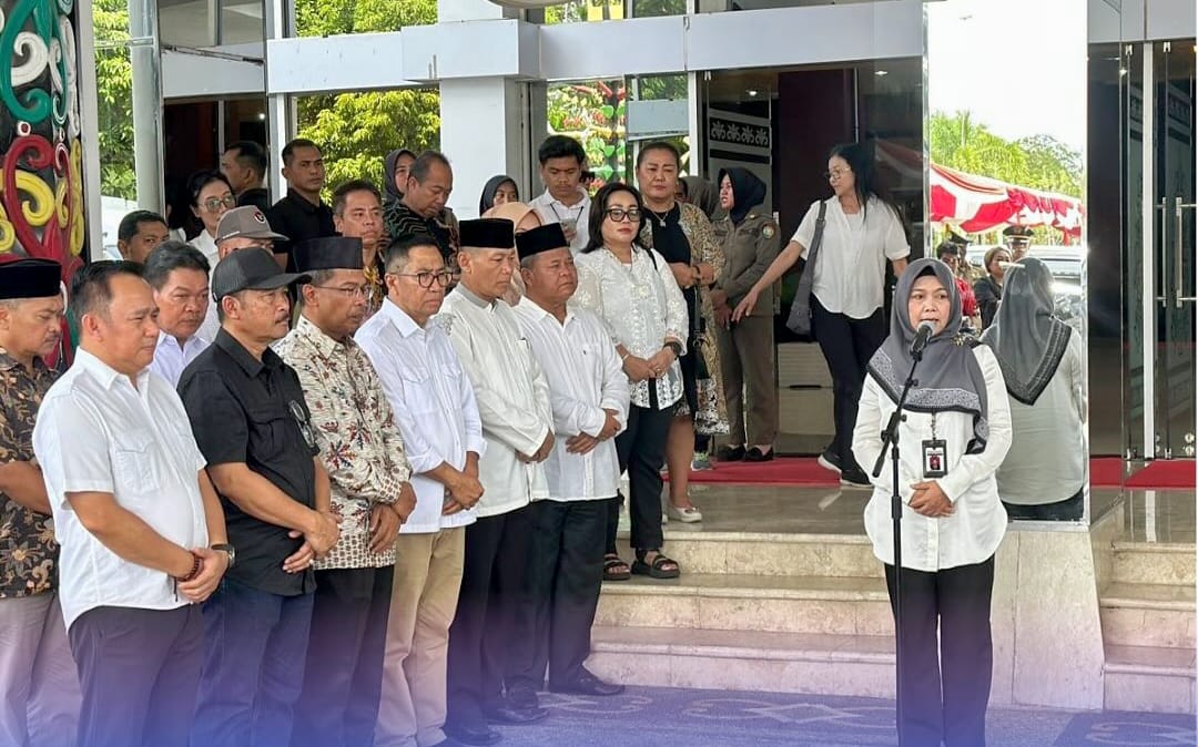 Dishub Kalteng Kawal Prosesi Pemakaman Alm. Drs. Nahson Taway di TPU Kristen