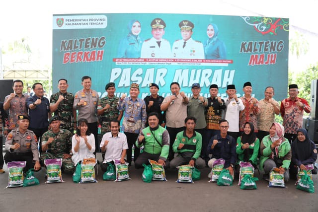 FOTO BERSAMA.
