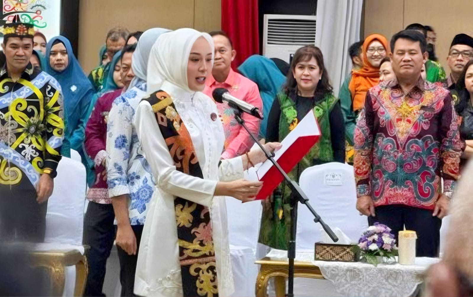 Ketua Dekranasda Kalteng Lantik Ketua Dekranasda 12 Kabupaten/Kota Masa Bakti 2025-2030