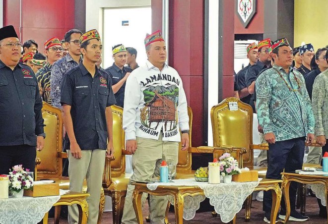 HADIR: Bupati Lamandau Rizky Aditya Putra, menghadiri pelantikan DPD Pemuda Tani Indonesia Provinsi Kalimantan Tengah, di Aula Jayang Tingang, Kantor Gubernur, belum lama ini.