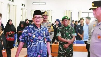 Pj Bupati Barito Utara Bersama Kapolda Kalteng Monitoring Rapat Pleno PSU