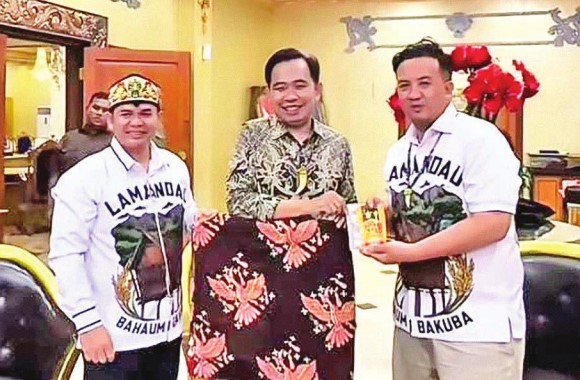 Bupati Lamandau Kaji Tiru ke Kabupaten Jember